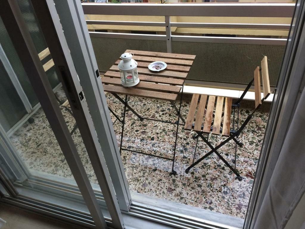Cosy Downtown Studio - Suite Комотини Екстериор снимка
